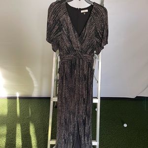 NWT Halston shimmer gown size 6